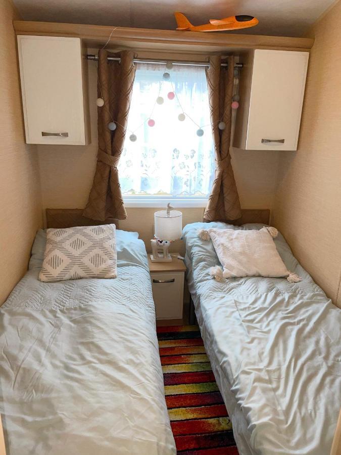 Caravan For Rent At Tattershall Holiday Park 외부 사진